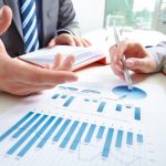 close-up-de-relatorio-financeiro_1098-2701