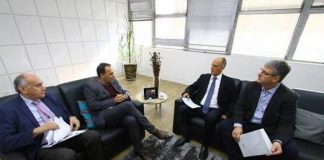 O presidente-executivo da Abiquim, Fernando Figueiredo; o prefeito de Mauá, Atila Jacomussi (PSB/SP); o presidente da FPQuímica e deputado federal, João Paulo Papa (PSDB/SP); e o presidente do Cofip ABC, Claudemir Peres