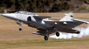 Saab firma contrato para fabricação de trem de pouso do Gripen na Inglaterra